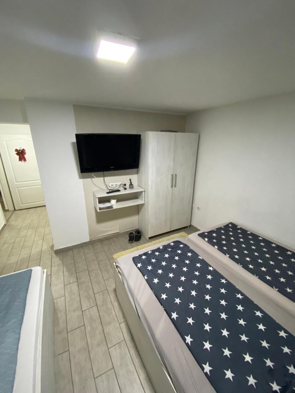 Hostel トゥズラ エクステリア 写真