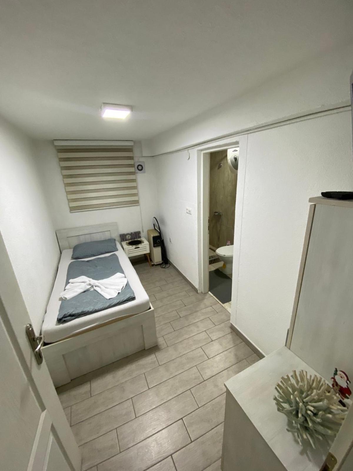 Hostel トゥズラ エクステリア 写真