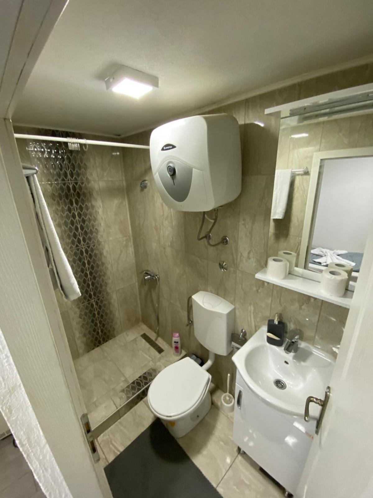 Hostel トゥズラ エクステリア 写真