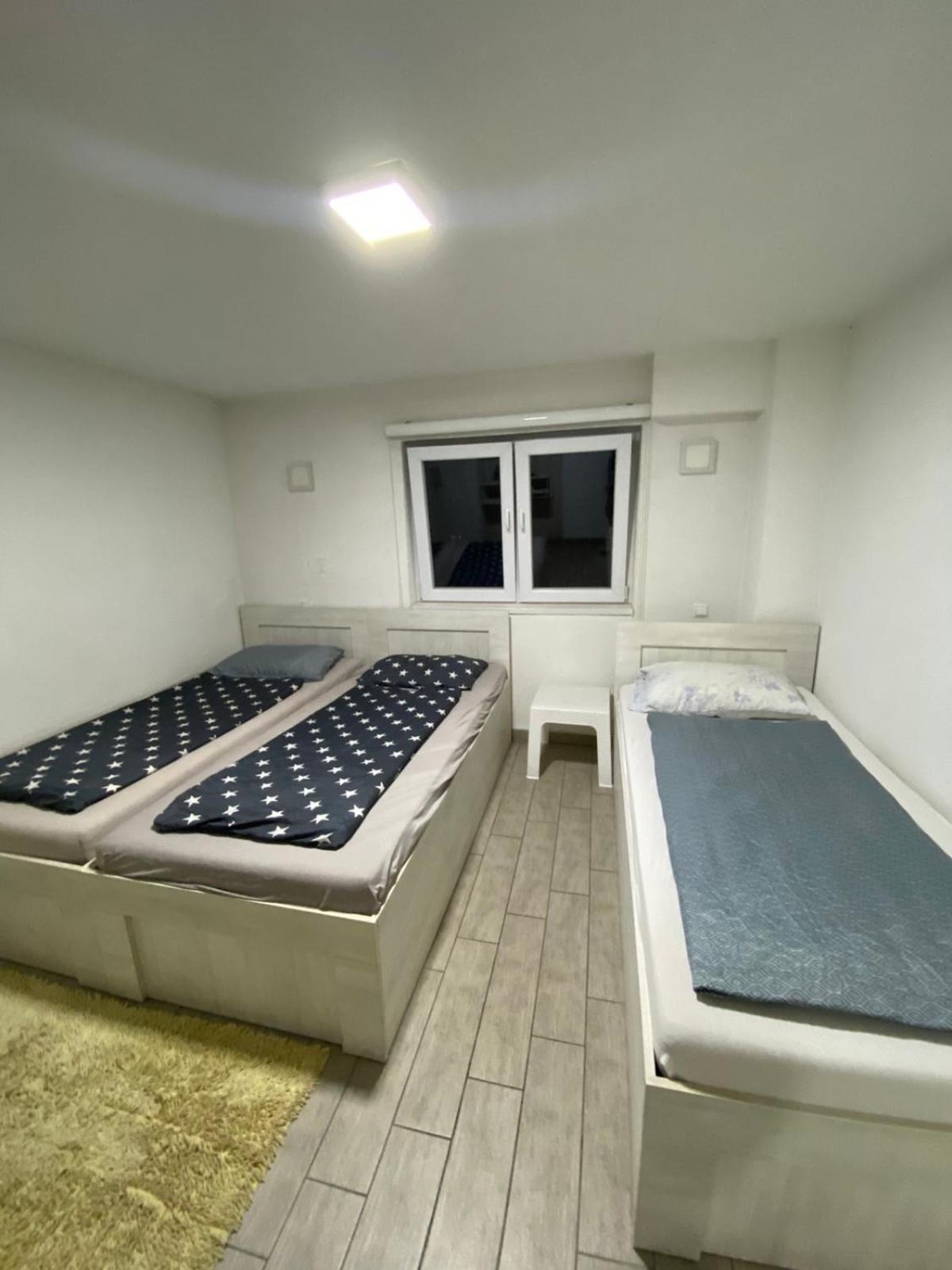 Hostel トゥズラ エクステリア 写真